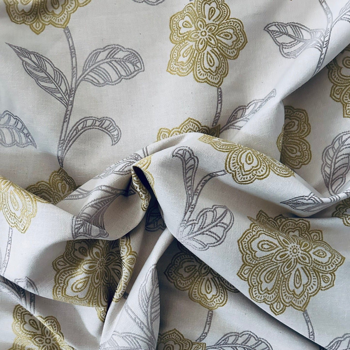 Country Floral Fabric in Spring (Oddment)