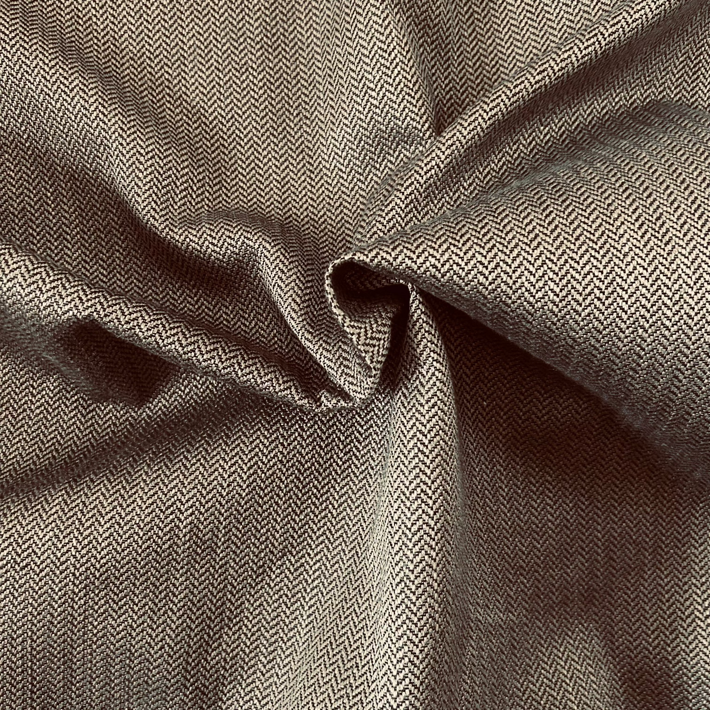 Vicchi Fabric by Textilia in Mousse